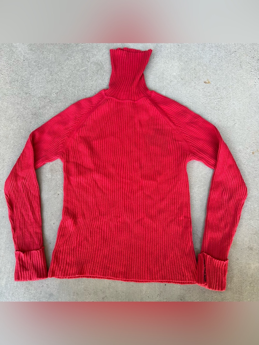 VTG Calvin Klein Women’s XS/S Red Rib-Knit Turtleneck Long Sleeve Logo Sweater
